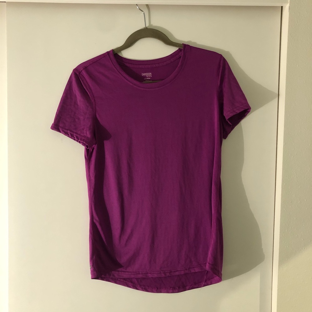 Danskin women’s t-shirt